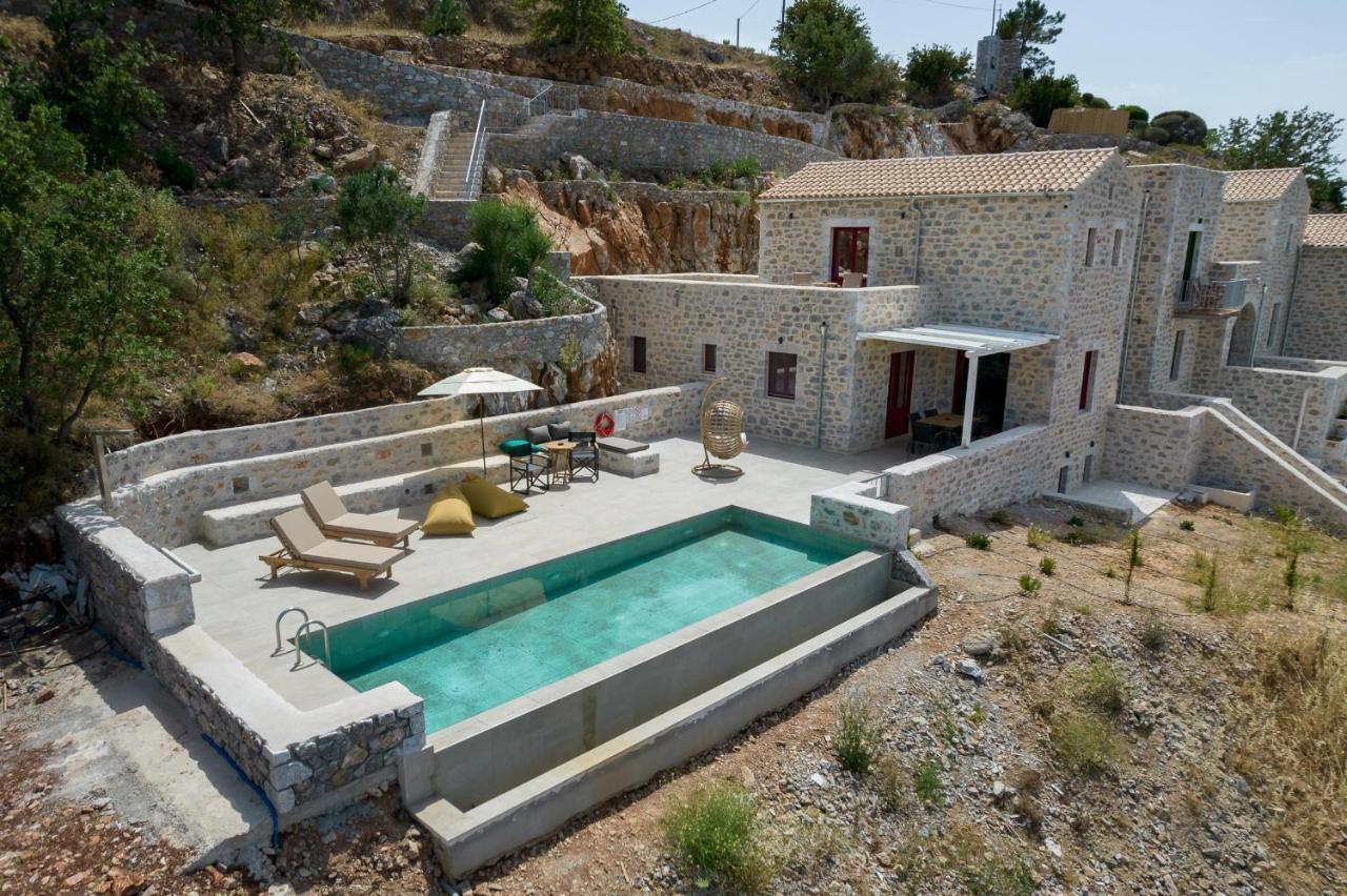 Athina-Apea Villas Limeni Exterior photo