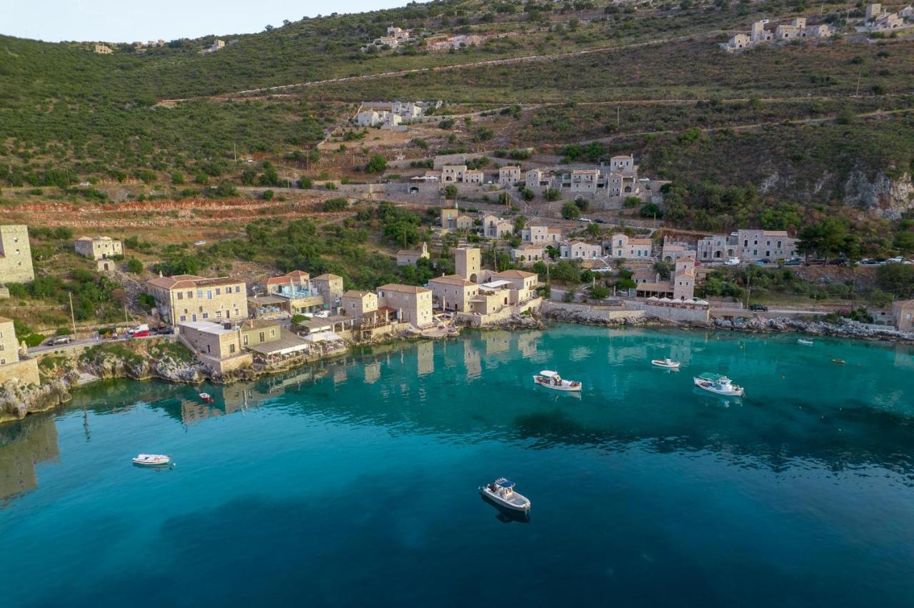 Athina-Apea Villas Limeni Exterior photo